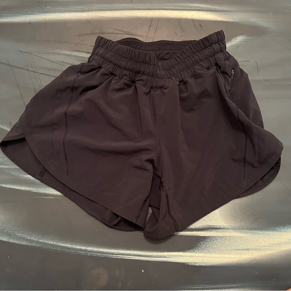 Lululemon Tracker V Shorts 5” NAVY - NOT BLACK